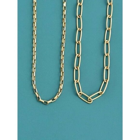 2-Piece Minimalist Chain Necklace Set, Gold - Picture 3 of 4